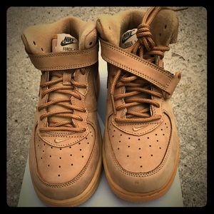 Nike Air Force 1 Mid (Preschool) Sz2